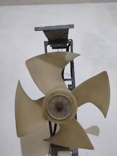 AC Outdoor Fan excellent condition