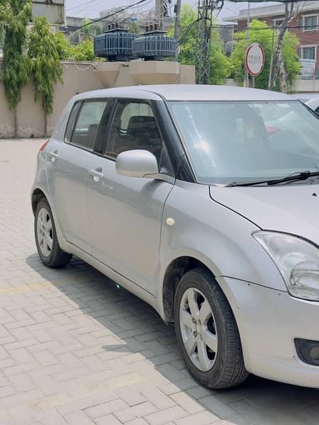 Suzuki Swift 2010 1