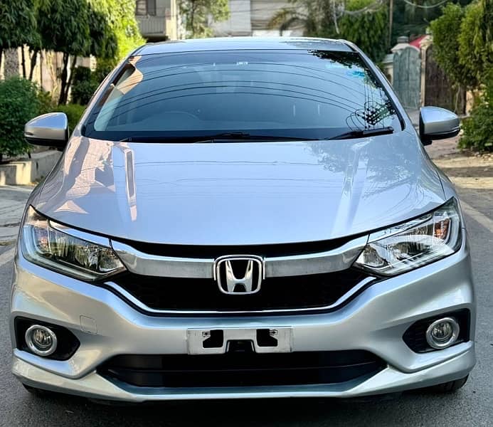 Honda Grace Hybrid 2018 0