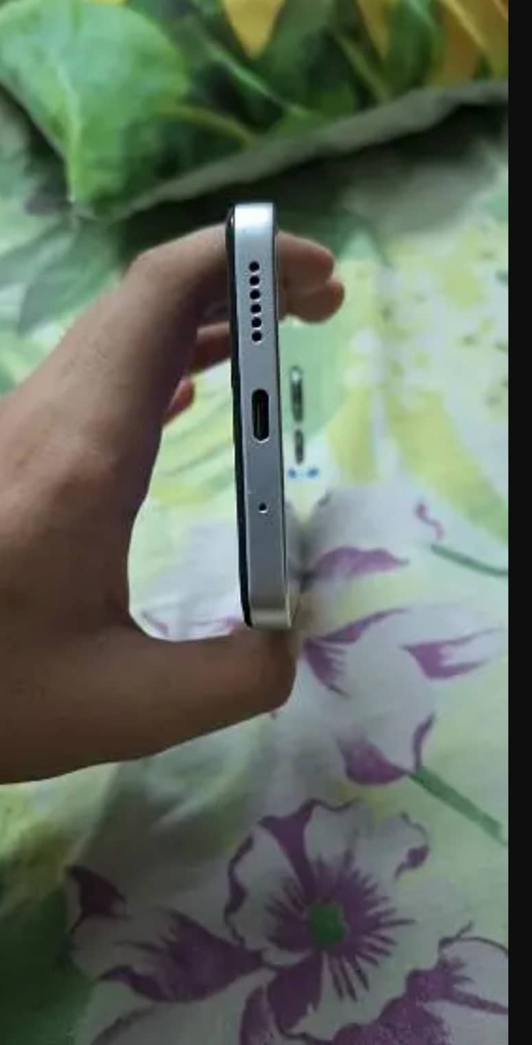 Xiaomi Redmi 12 For Sale 10/10 Lush Condition 1