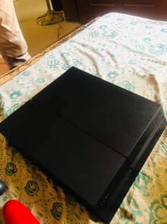 Ps4 with 2 controllers, box and too many games