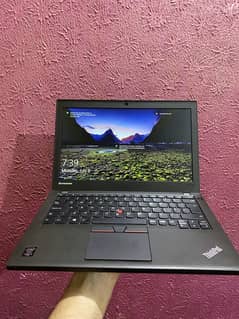 Lenovo ThinkPad x250 Core i5 8 gb ram 128 Ssd in lush condition
