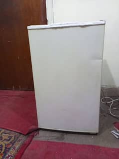 Refrigrator Fridge 4 cubic is for sale