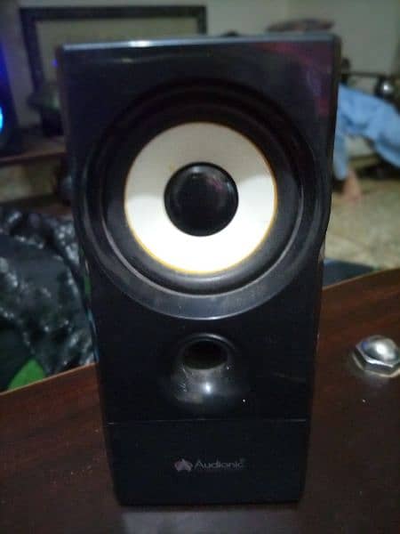 Audionic Max 203 10/10 for sale 3