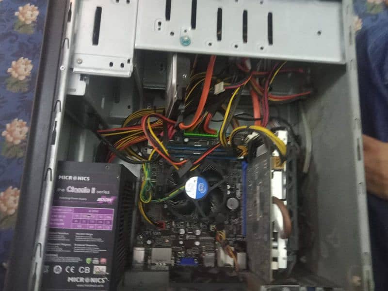 Gaming pc for SELL Condition 10 / 10 MotherBoard and rams is new 14