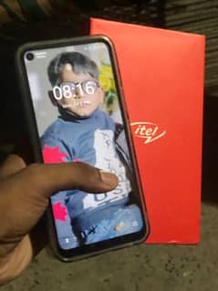itel 3 64 10 by9 one hand use