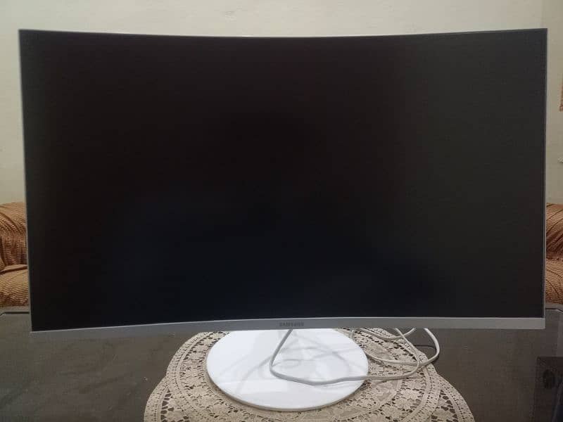 Samsung 27" Ch711 Curved Monitor 8