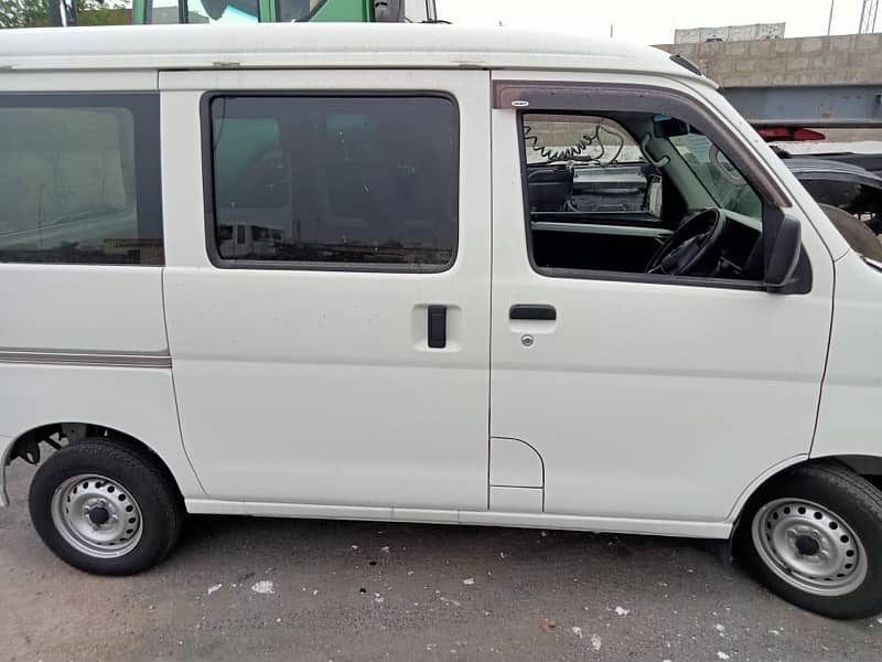 Daihatsu Hijet 2019 1