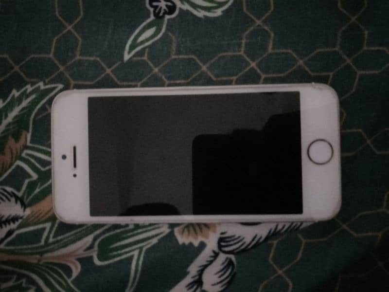 apple iphone 5s non pta 16 gb rom urgent sale 0