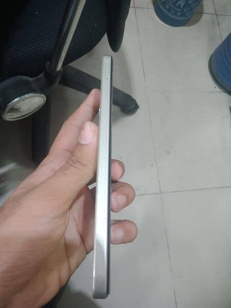 realme c53 mobile 10/10 with box and charger 3