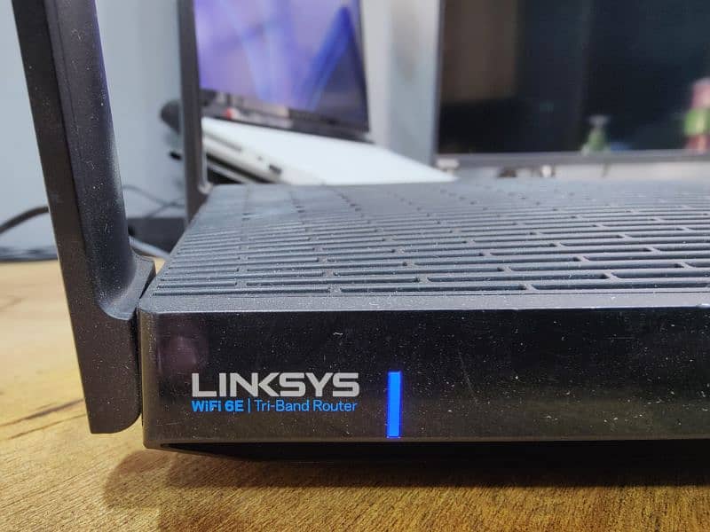 Linksys Hydra Pro 6E: AXE7500 Tri-Band Mesh WiFi 6E Router (Like New) 12