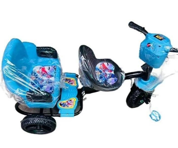 Kid's Tricycles with lights and music ( Dc included ) 3