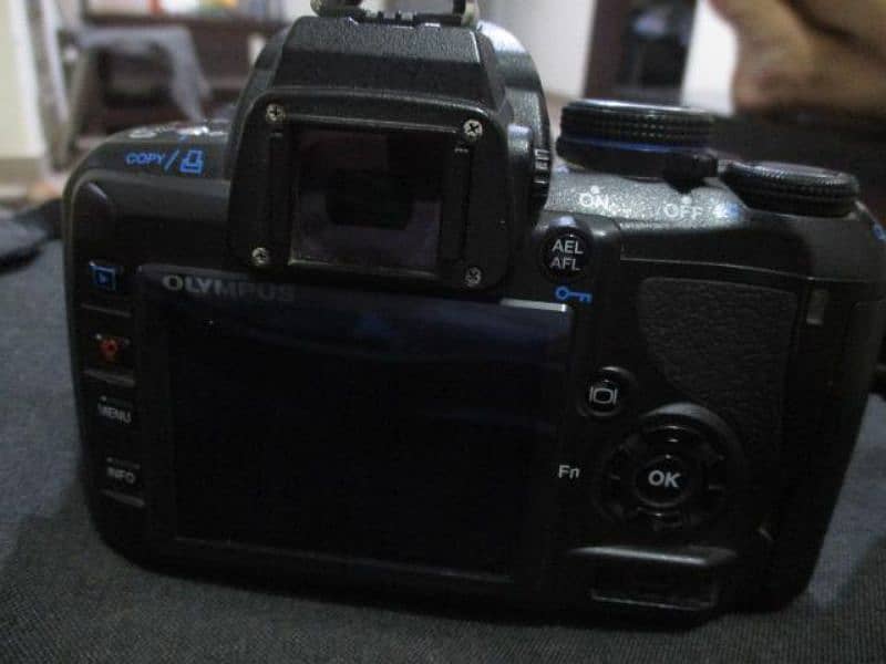 Camera Olympus DSLR E-420 4