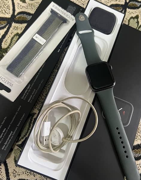 Apple watch series 5 1