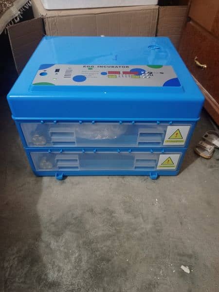 140 Eggs new incubator yiwan 0