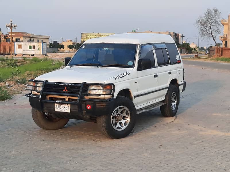 Mitsubishi Pajero 1993 Total genuine 2500cc 0