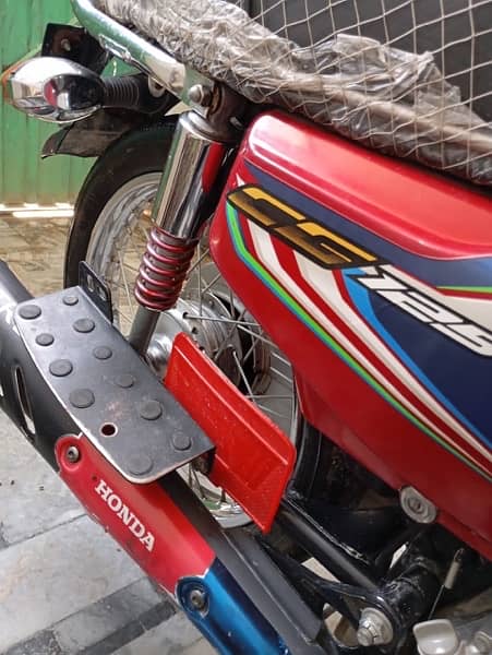 Honda 125 best condition zero triple theee 79 41 335 1