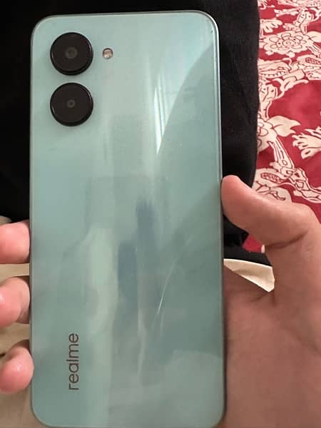 Realme c33 1