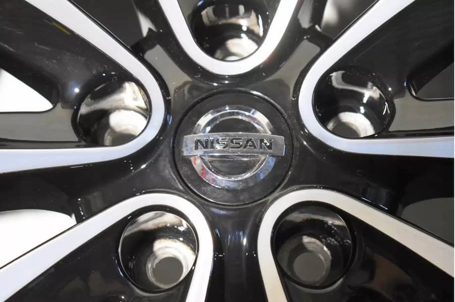 Genuine 18” Nissan Alloy Rim Wheels 5*114 (Only Rims) 3