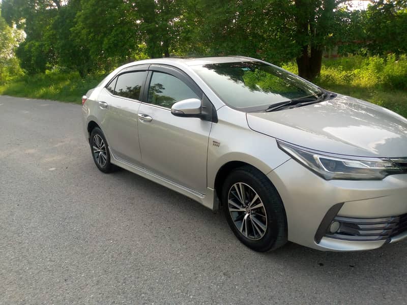 Toyota Corolla Altis 2019 1