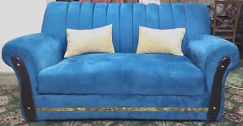 Refurbished 7 seater Sofa Set with Cushions