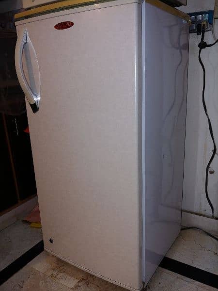 Fridge Super General SG-T210K GNX 4