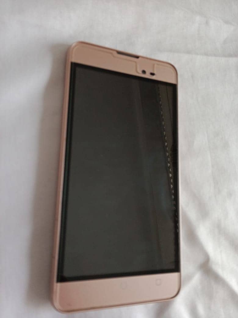 Q Mobile Phone X 700 Pro II 7