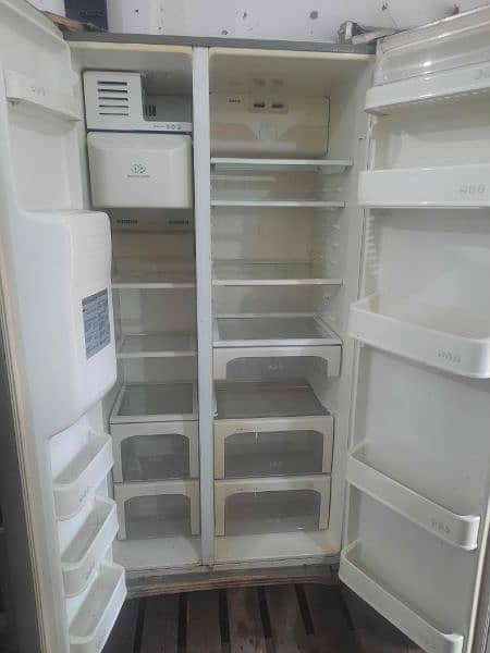 LG DOUBLE DOOR INVERTER FRIDGE 1