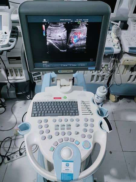 Ultrasound Machines Japani Toshiba , GE , Aloka , Philips and Hitachi 6