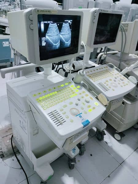 Ultrasound Machines Japani Toshiba , GE , Aloka , Philips and Hitachi 9