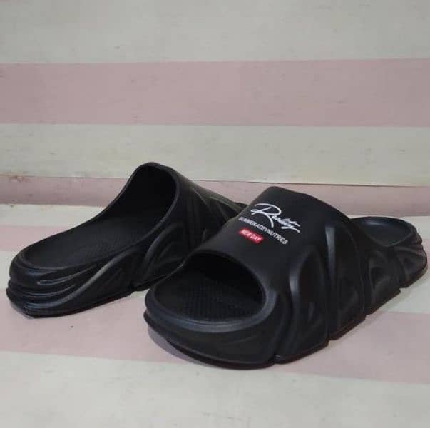 Men's Rubber Casual Slippers, 3 different colors 1