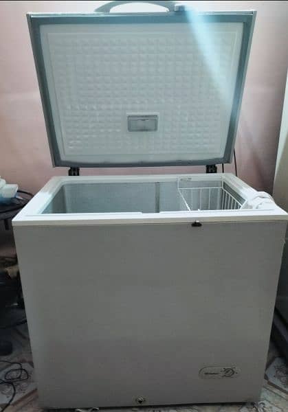 Dawlance deep freezer single door 0