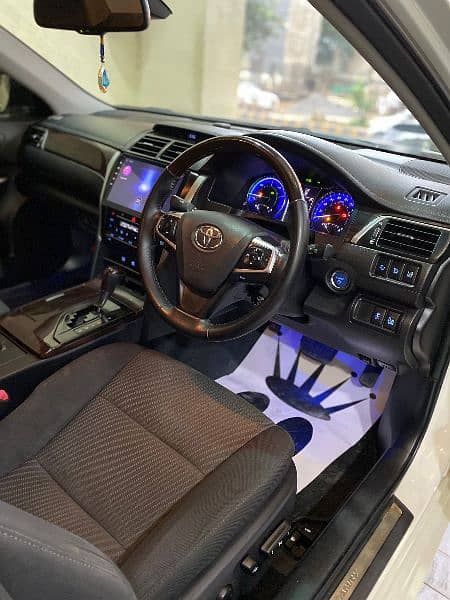Toyota Camry G Hybrid 2015 / 2019 7