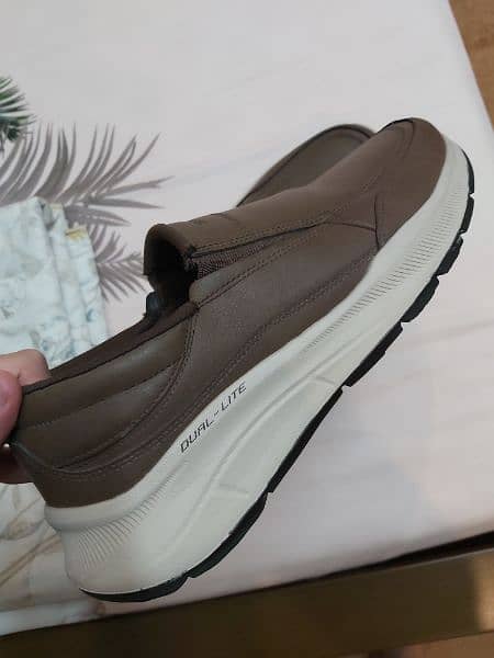 sketchers shoes memory foam 1