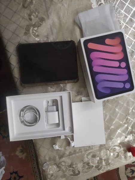 i pad mini 6 10/10 condition as good as new 256 gb 1