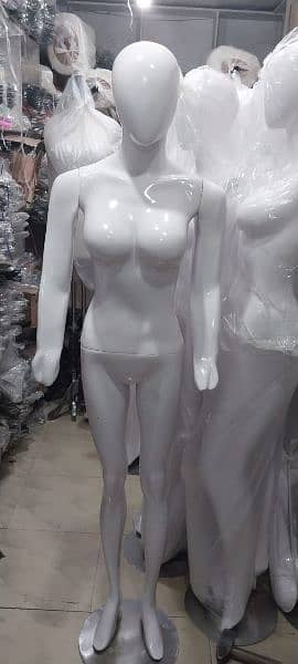 Dummies & Mannequins New 3