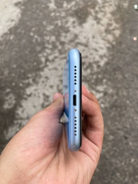 IPHONE XR 1