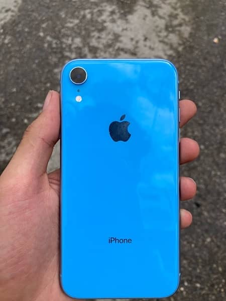 IPHONE XR 3