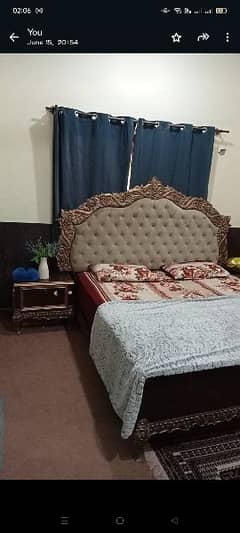 king size bed and side tables