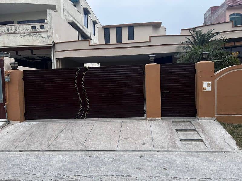1 Kanal Home Available for Rent | Wapda Town 0