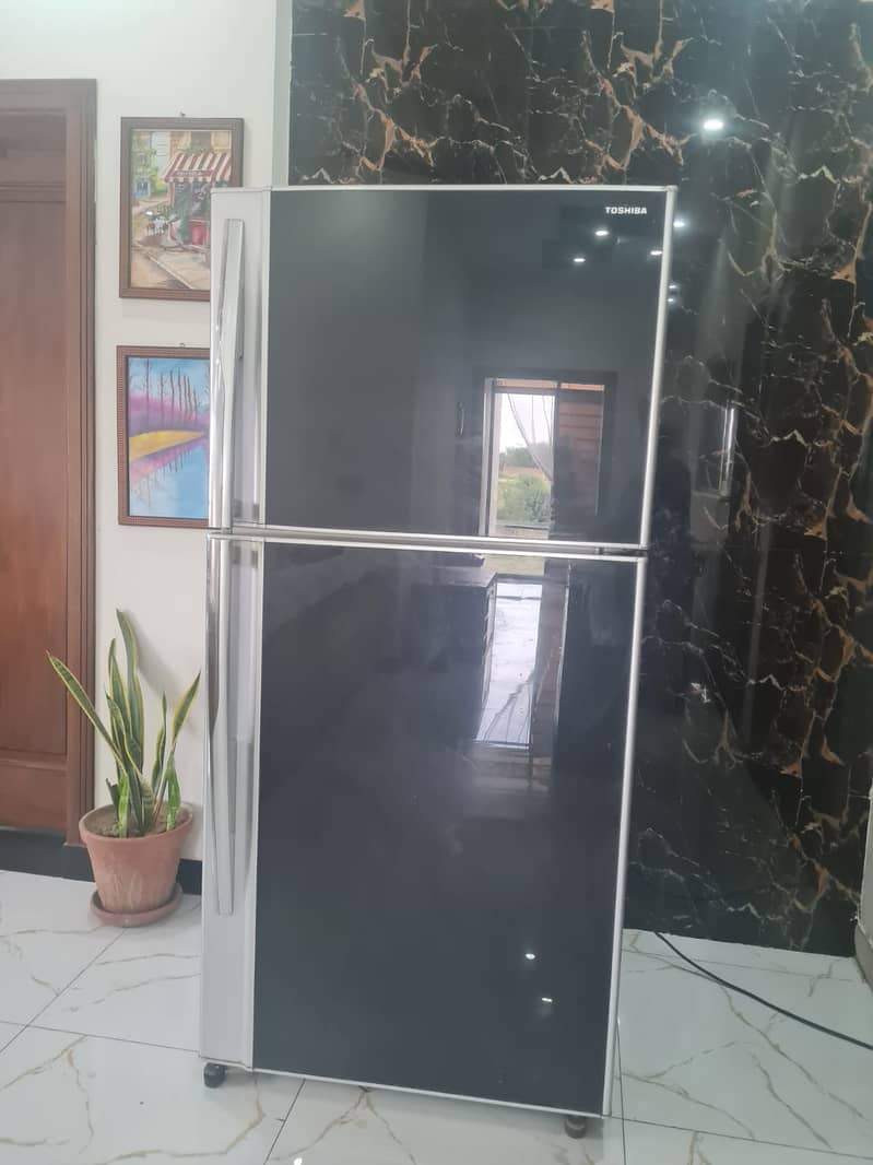 exported toshiba glass door refridgerator 1