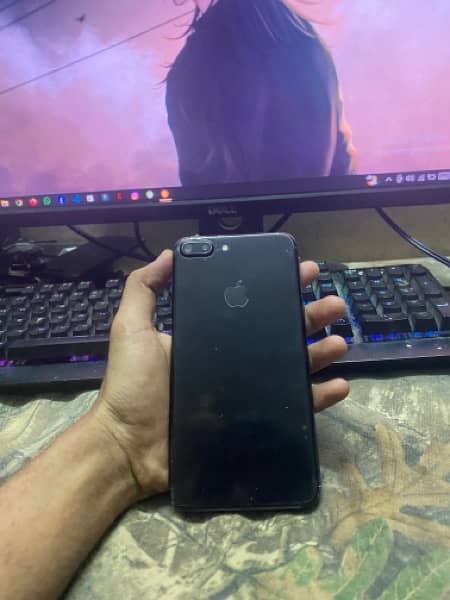 Iphone 7 plus 128gb Pta Approved 1