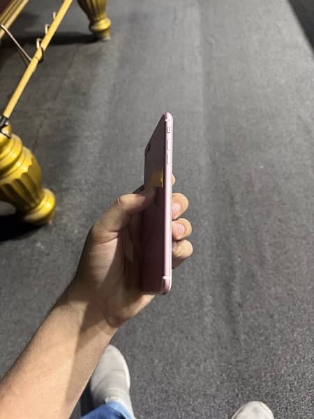 Iphone 7Plus 128GB Pta Approved 5