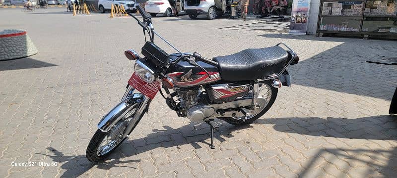 Honda CG 125 2024 Model Black Immaculate Condition 2