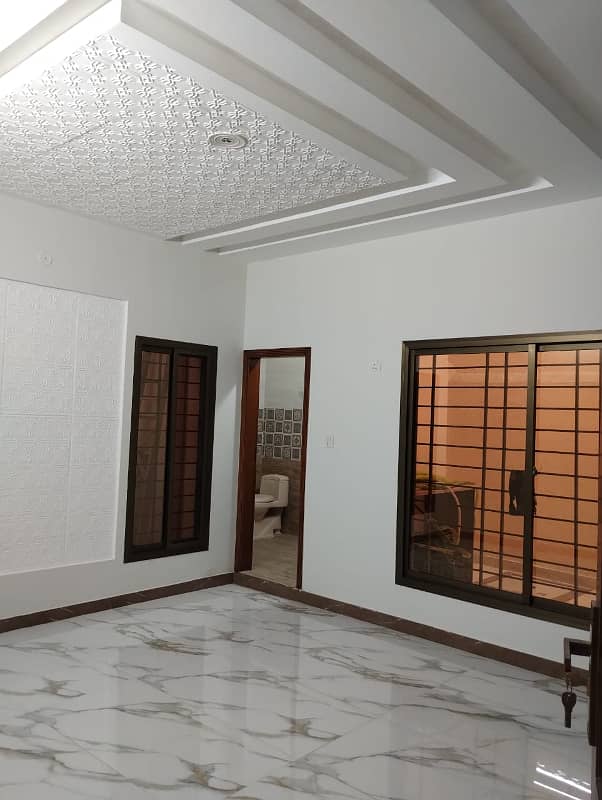 Gulshan iqbal block 5 3 bed dd Portion 4