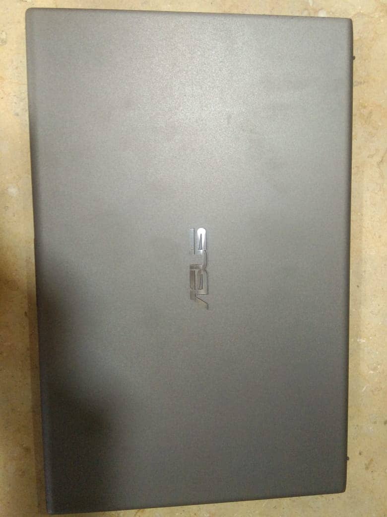 Asus Vivobook 15 3