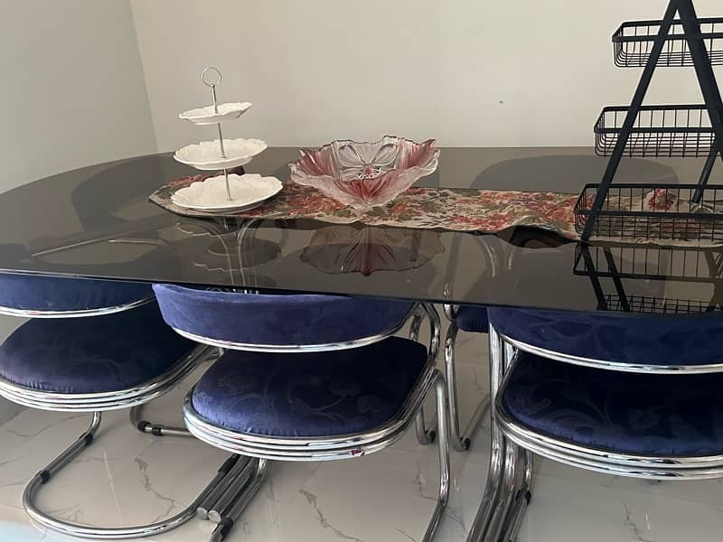 huge dinning table with 9mm topper glass 0