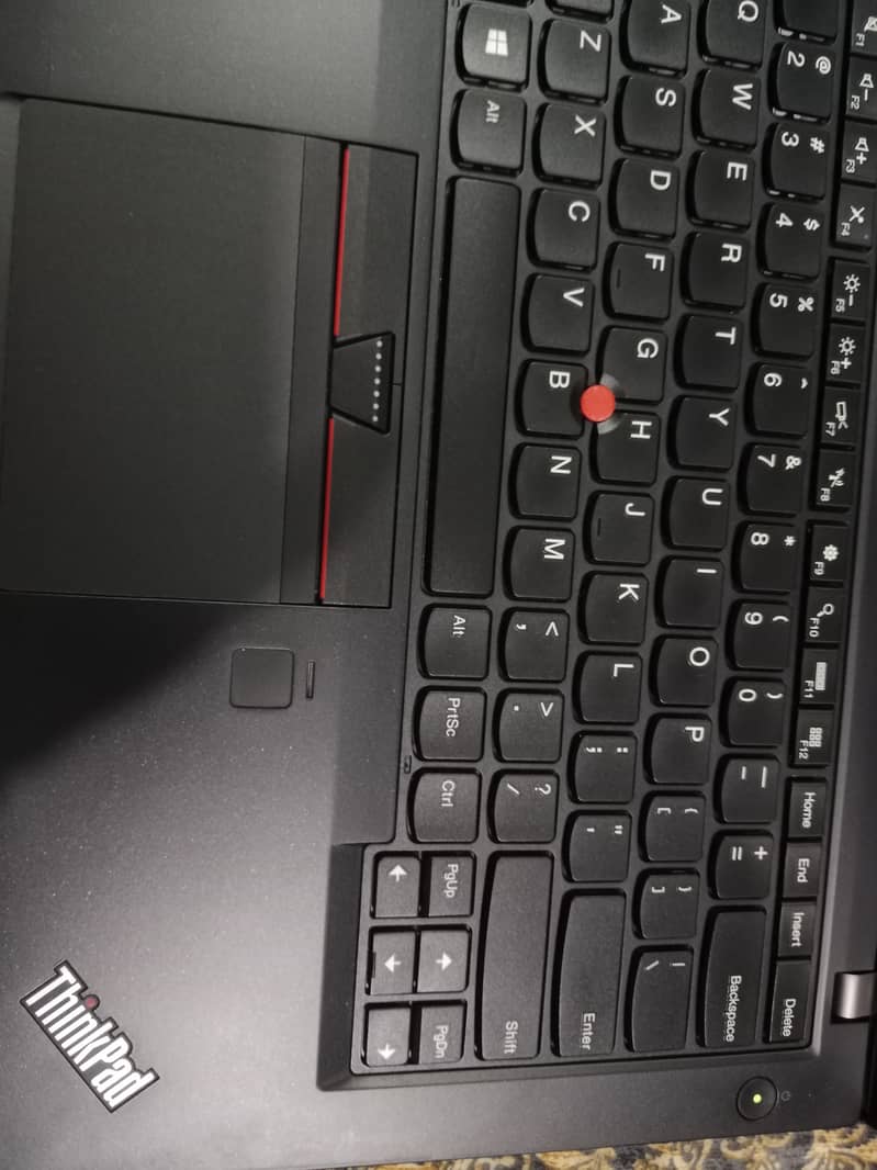 Lenovo ThinkPad T460s 8