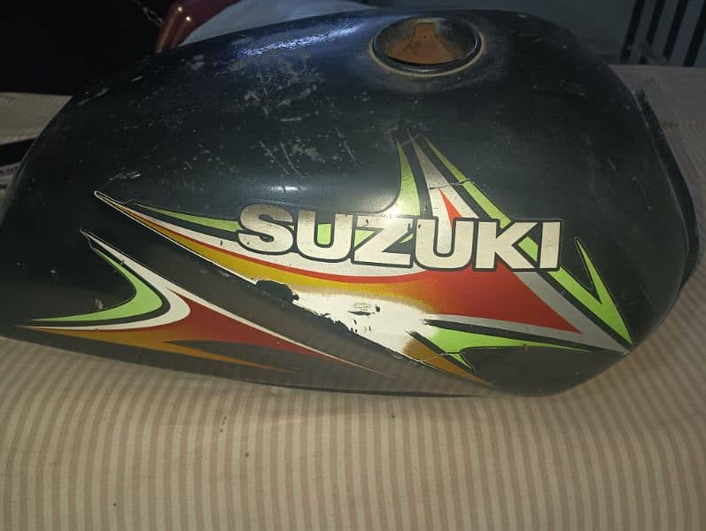 Suzuki sprinter 110 Fuel tank for sale 2