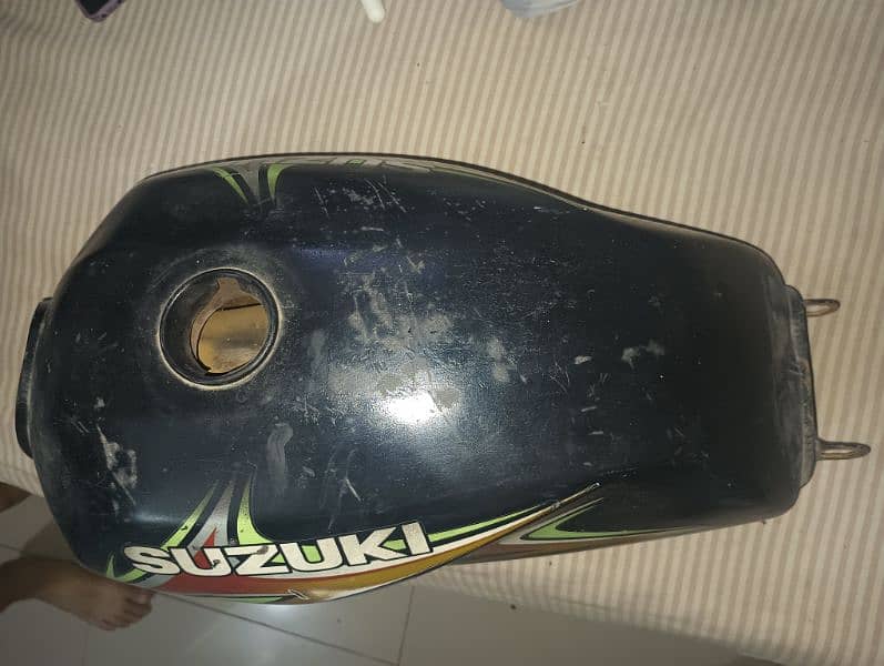 Suzuki sprinter 110 Fuel tank for sale 3